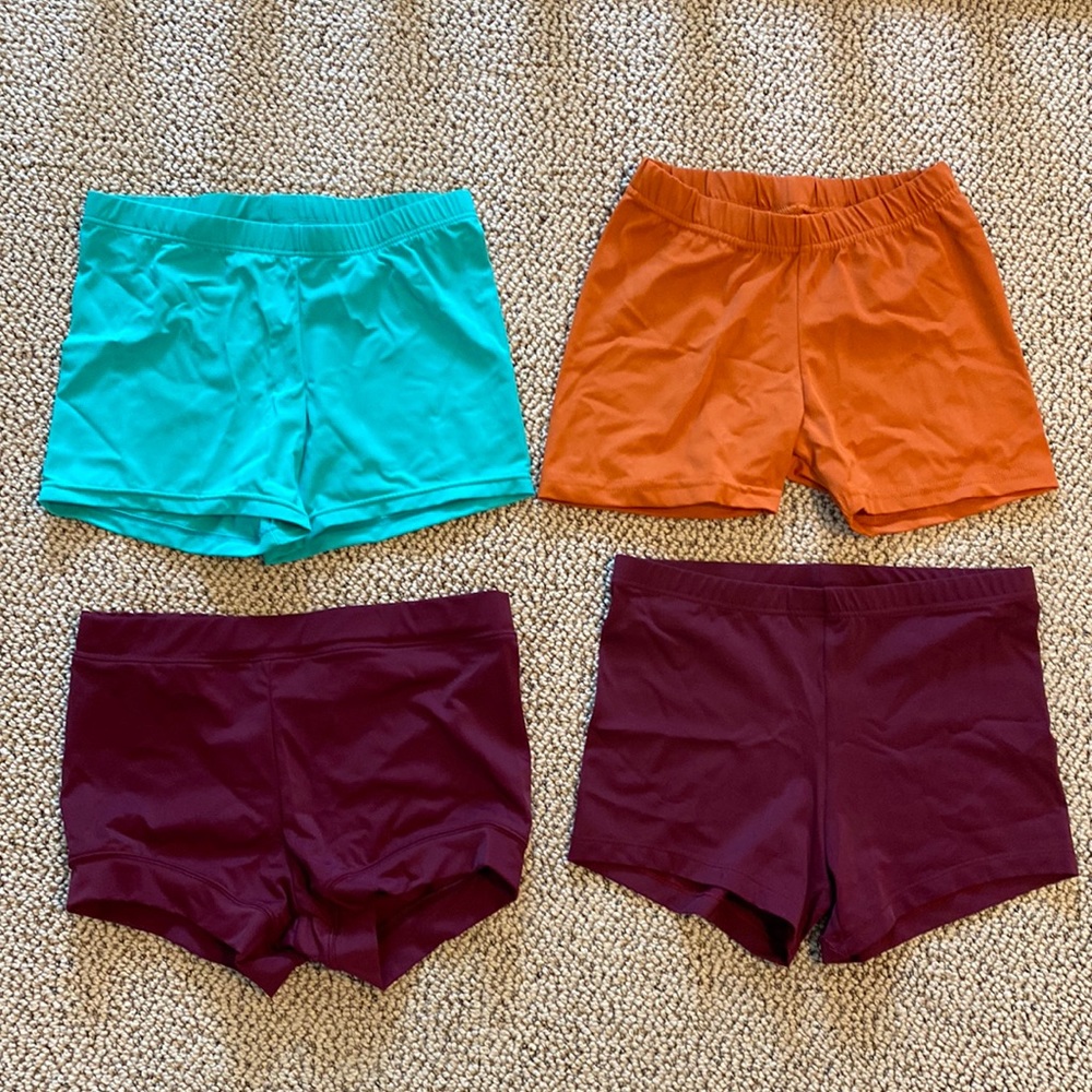4 pairs booty shorts, dancewear